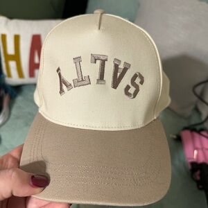 David and Young Cream and Tan SALTY Hat